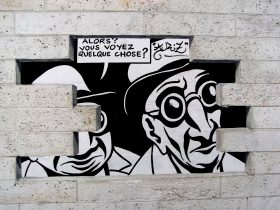 Angoulême 2008 - Illustration murale de Marc-Antoine Mathieu, ”Réalité, sortie de secours”, réalisée en 2003 pour le festival - Crédits Phil Hatchard - La Déviation