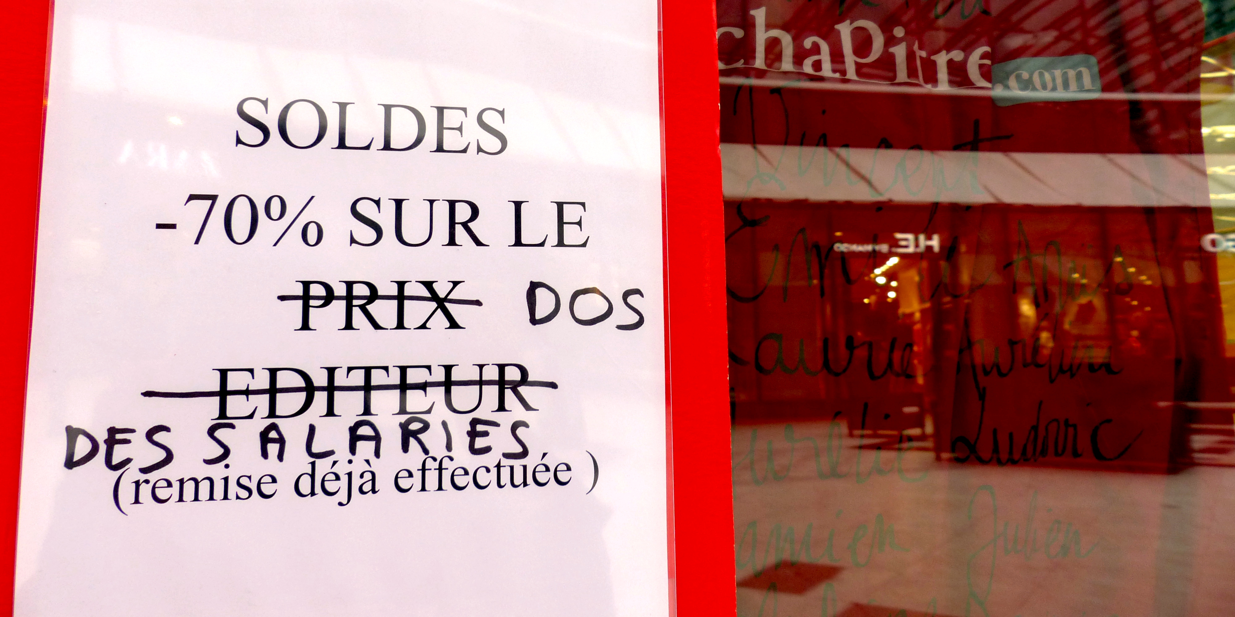 Occupation des librairies Chapitre - La Déviation