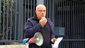 Interview d'Hervé Chuberre lors de la manifestation de défense de l'IUT de Lannion devant la sous-préfecture - La Déviation