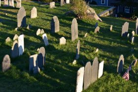 200407 - Old Burial Hill Cemetery, Marblehead, MA, USA by Jessica Simmons licence Unsplash