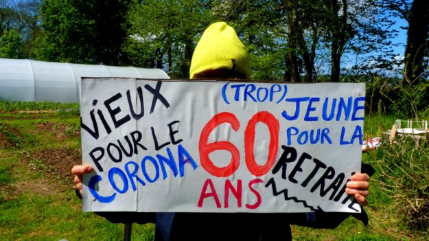 200502 - Manifestation du 1er mai 2020 à Lannion OK 04 - La Déviation