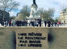 200528 - Nos Rêves ne rentrent pas dans vos urnes place de la République Paris La Rue ou rien - La Déviation